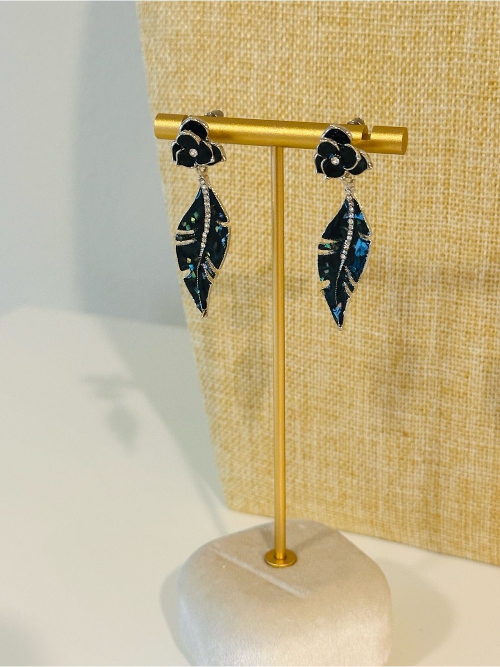 Fashion Jewelry Black Floral Drop Earrings with Iridescent Blue-Green Leaves